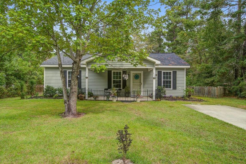 518 Renau Blvd, Summerville, SC 29483