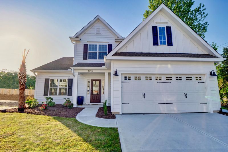 157 Seaton St, Summerville, SC 29486