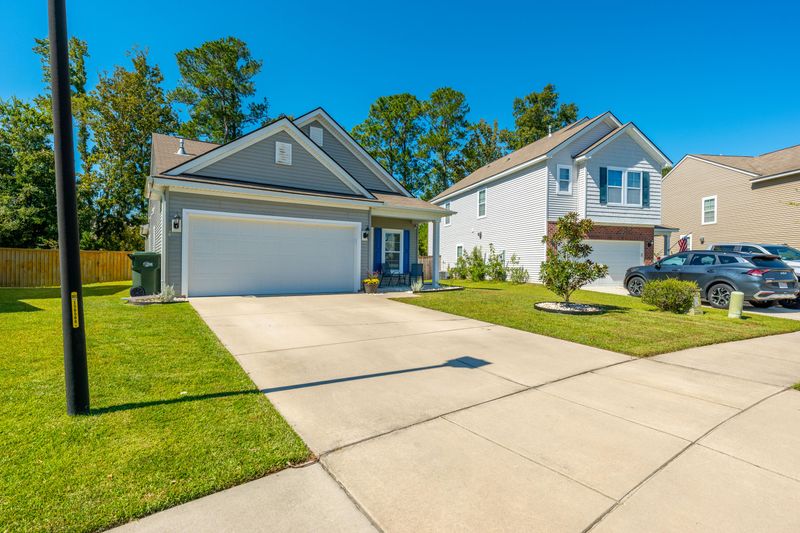 138 Chaste Tree Cir, Goose Creek, SC 29445