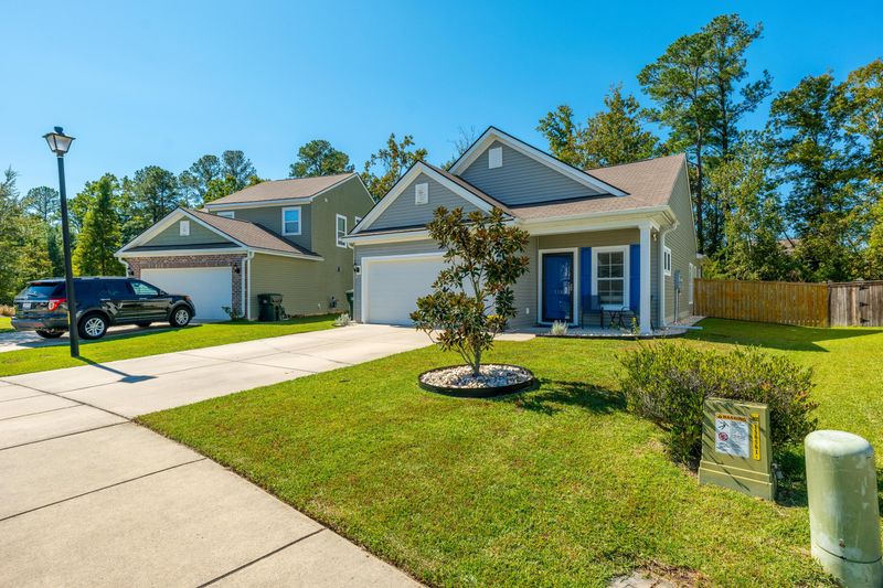 138 Chaste Tree Cir, Goose Creek, SC 29445
