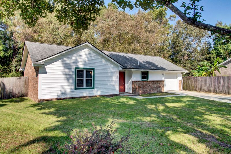 215 Glenda Vw, Ladson, SC 29456