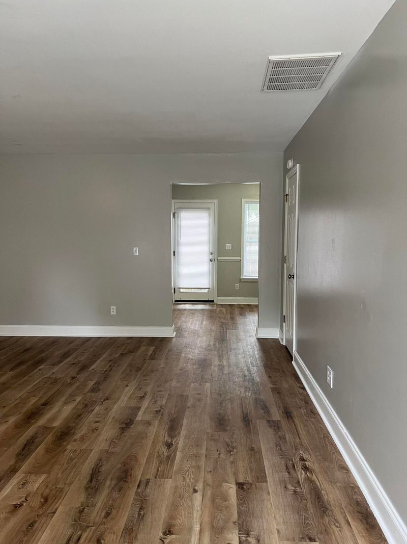 521 Travelers Blvd, Summerville, SC 29485