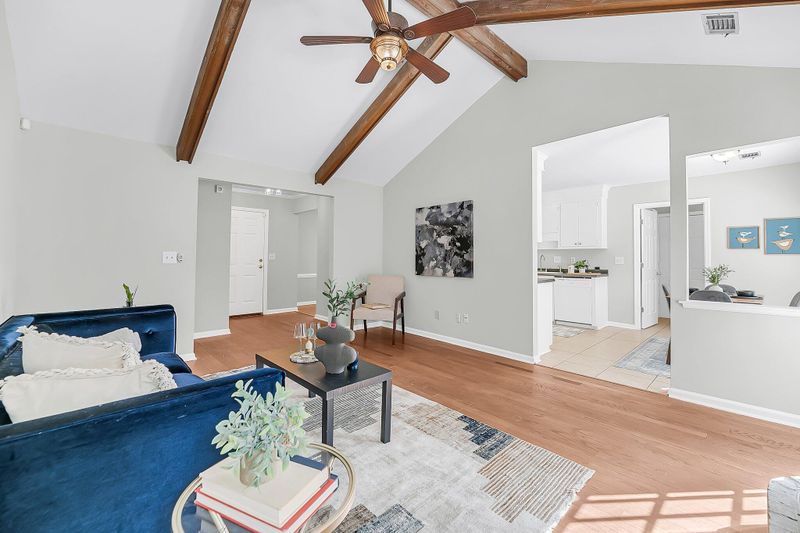 1111 Kentwood Cir, Charleston, SC 29412