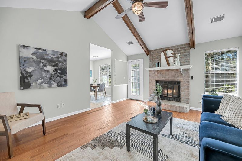 1111 Kentwood Cir, Charleston, SC 29412