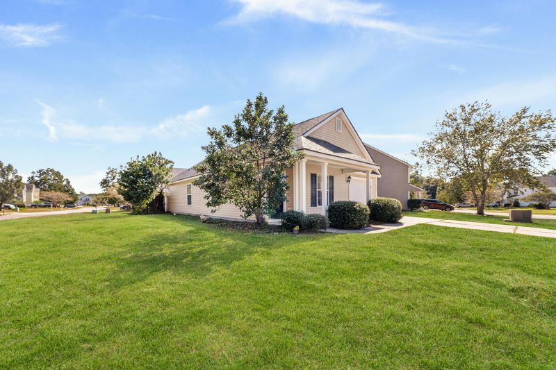 4000 Carolina Bay Dr, Moncks Corner, SC 29461