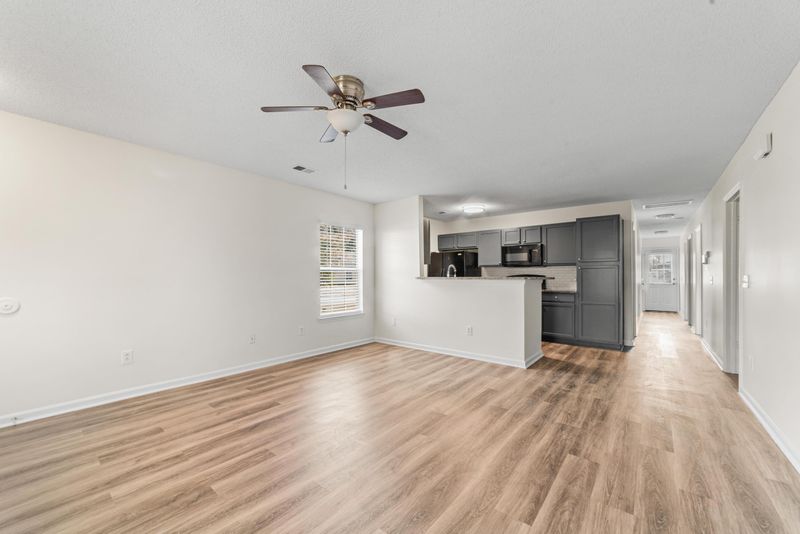 4000 Carolina Bay Dr, Moncks Corner, SC 29461