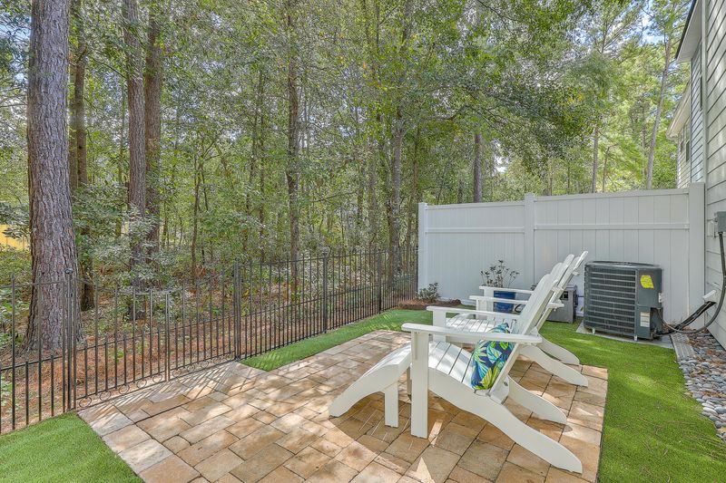 305 Grand Palm Ln, Summerville, SC 29485