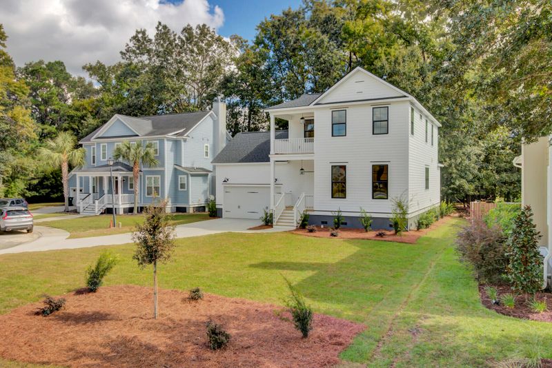 2201 Caisson Ct, Charleston, SC 29414
