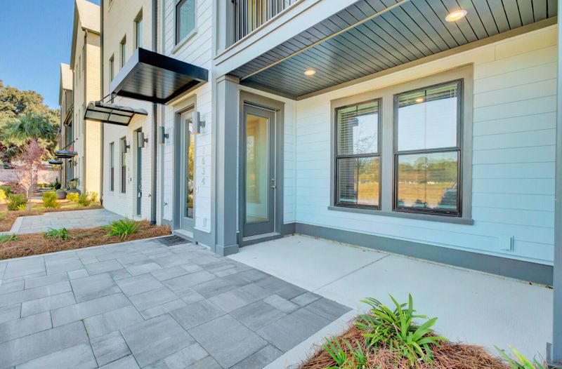 1634 Florentia St #J-2, Mount Pleasant, SC 29464