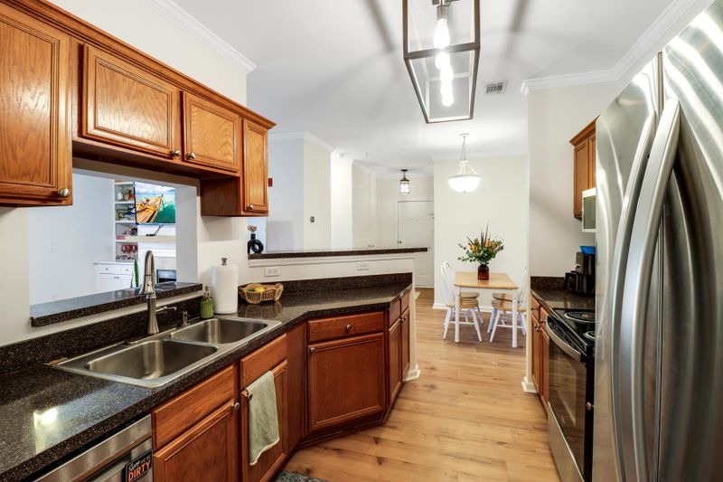 45 Sycamore Ave #637, Charleston, SC 29407