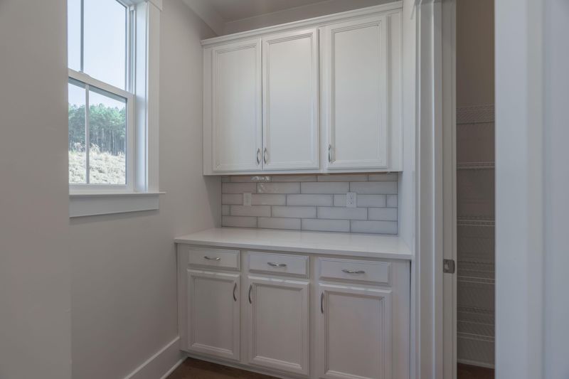 730 Breakers Reef Ln, Huger, SC 29450