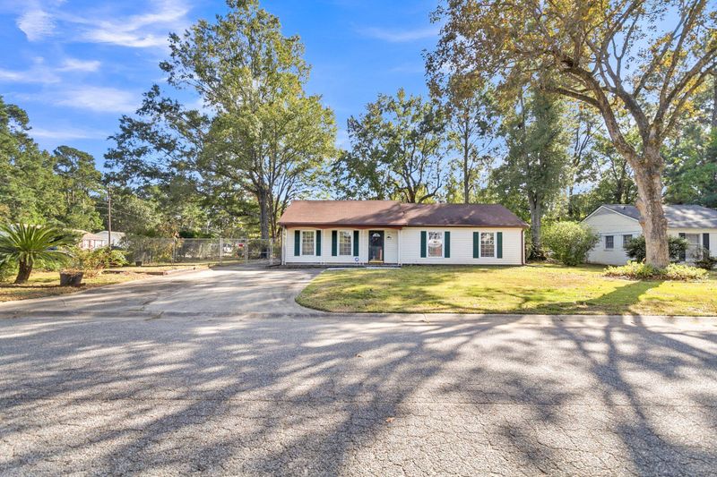 3243 Vinewood Pl, North Charleston, SC 29420