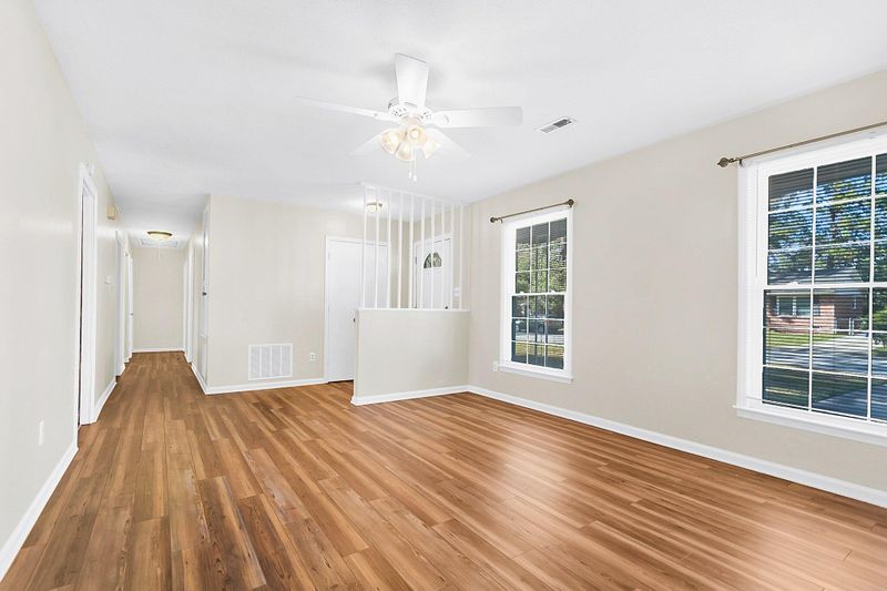 3243 Vinewood Pl, North Charleston, SC 29420