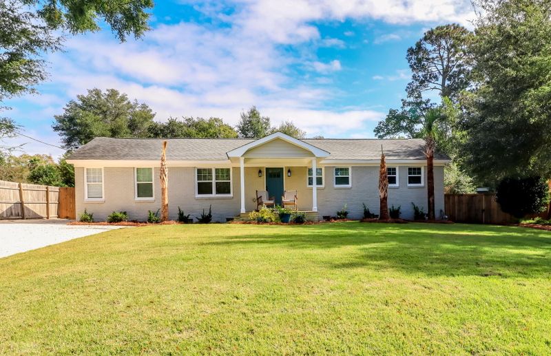 858 Montgomery Rd, Charleston, SC 29412