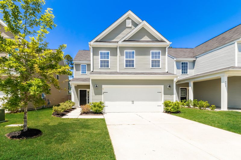 459 Whispering Breeze Ln, Summerville, SC 29486