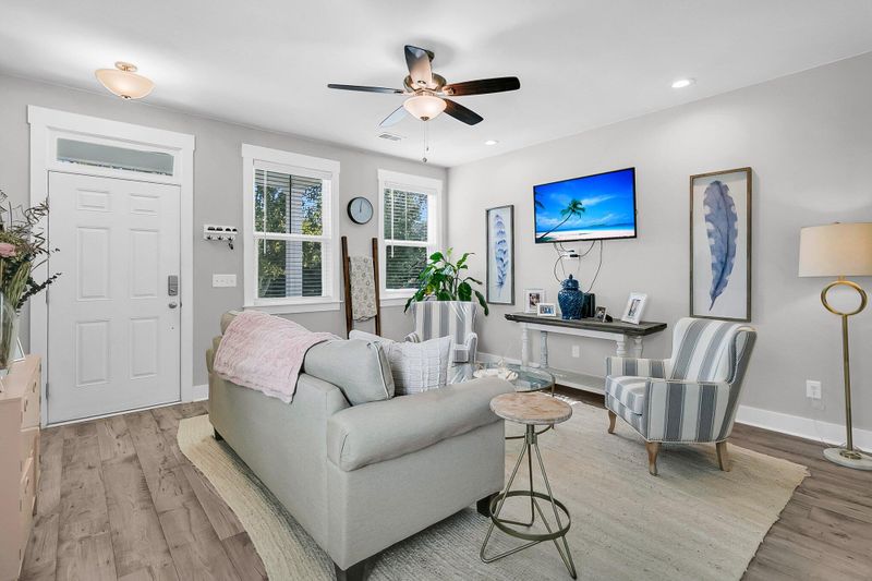 3985 Four Poles Park Dr, North Charleston, SC 29405