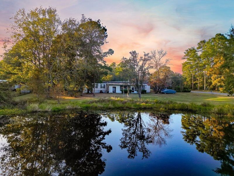 1129 Longpoint Rd, Cross, SC 29436