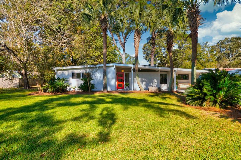 2305 Parsonage Rd, Charleston, SC 29414