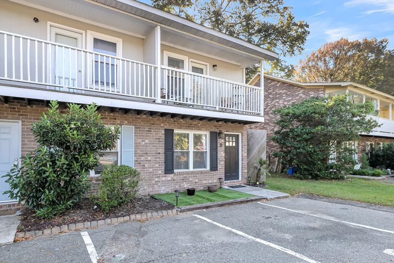 292 Fleming Rd #D, Charleston, SC 29412