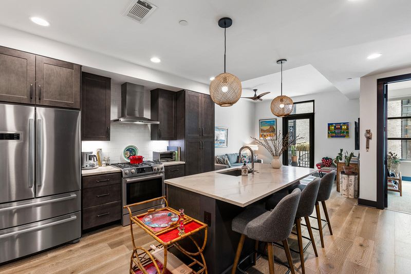 5 Gadsdenboro St #313, Charleston, SC 29401