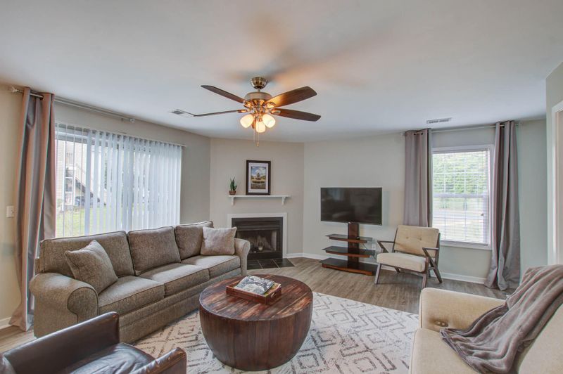 6275 Rolling Fork Rd #404-Apt D, North Charleston, SC 29406