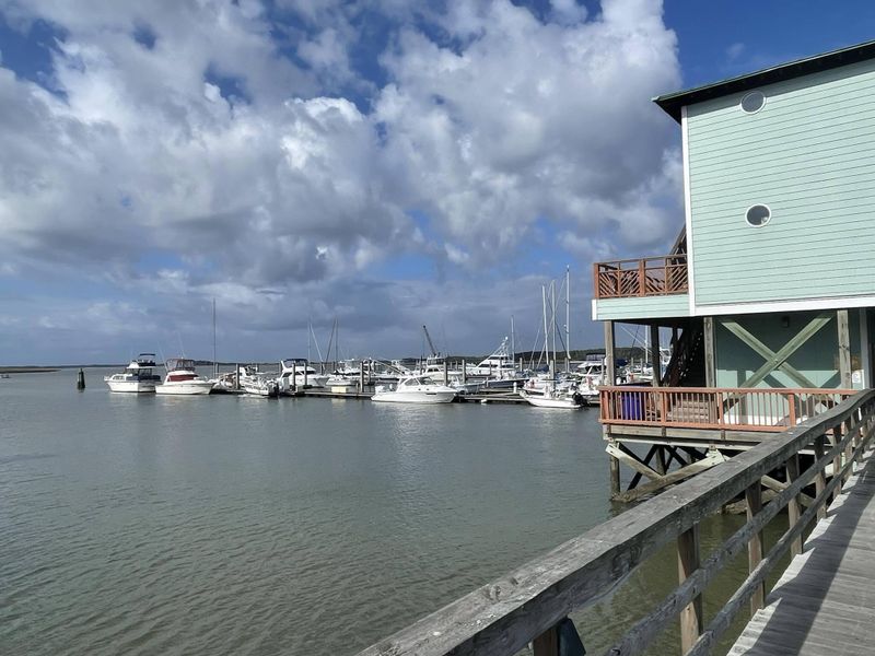 67 W 10th St #A-12, Folly Beach, SC 29439
