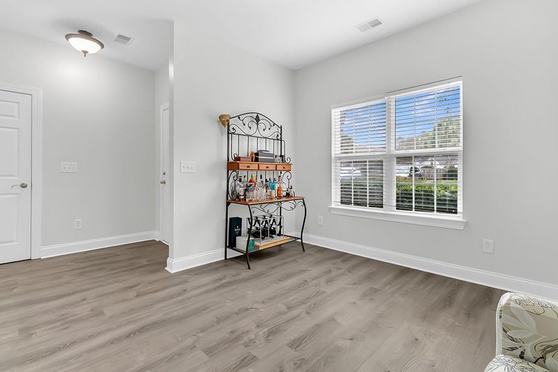 2460 Deer Ridge Ln #1, North Charleston, SC 29406