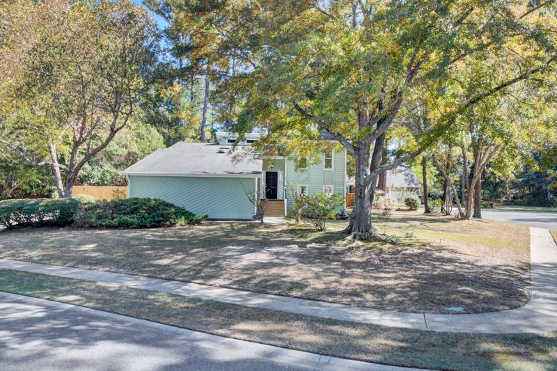 101 Kenninghall Rd, Goose Creek, SC 29445