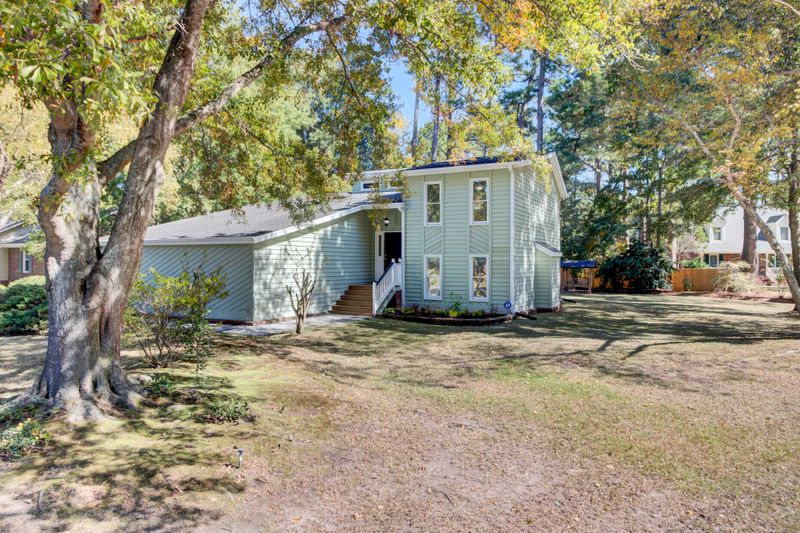 101 Kenninghall Rd, Goose Creek, SC 29445