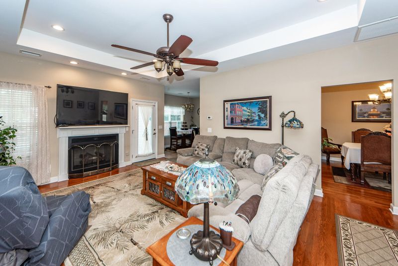 691 Campbell Rd, Ridgeville, SC 29472
