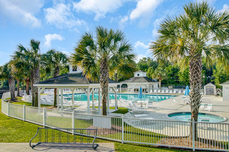 108 Augusta Ct, Summerville, SC 29483