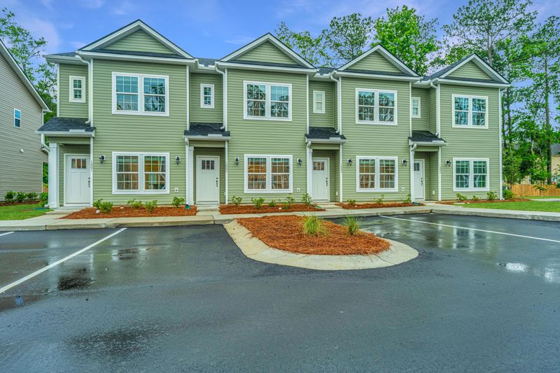 701 Twin Rivers Dr #41, Wando, SC 29492
