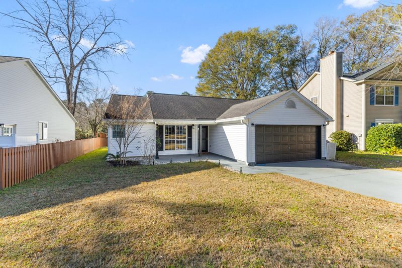 325 Parish Parc Dr, Summerville, SC 29485