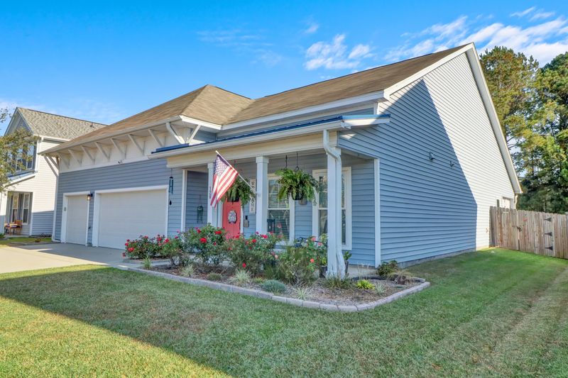 128 Cypress Plantation Rd, Moncks Corner, SC 29461