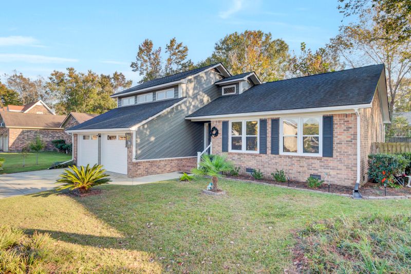 417 Eastover Cir, Summerville, SC 29483