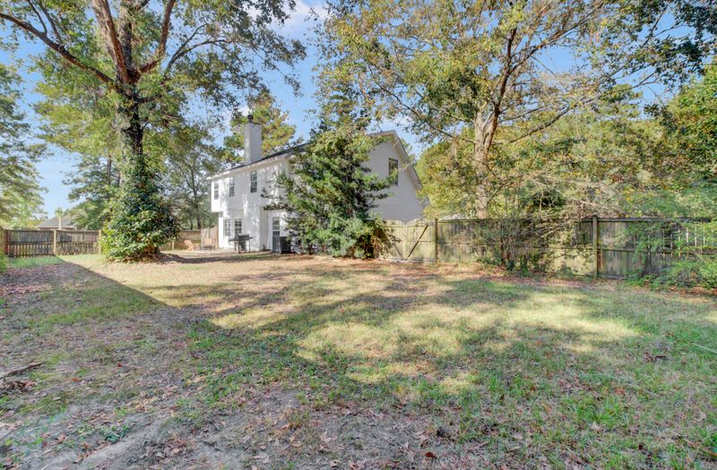 1600 Windsor Ln, Moncks Corner, SC 29461