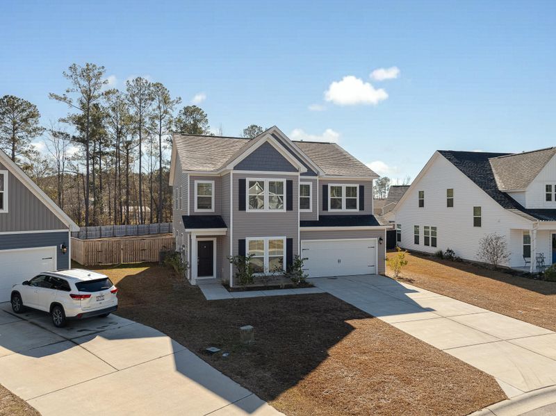 109 Darby Meadow Ln, Ridgeville, SC 29472