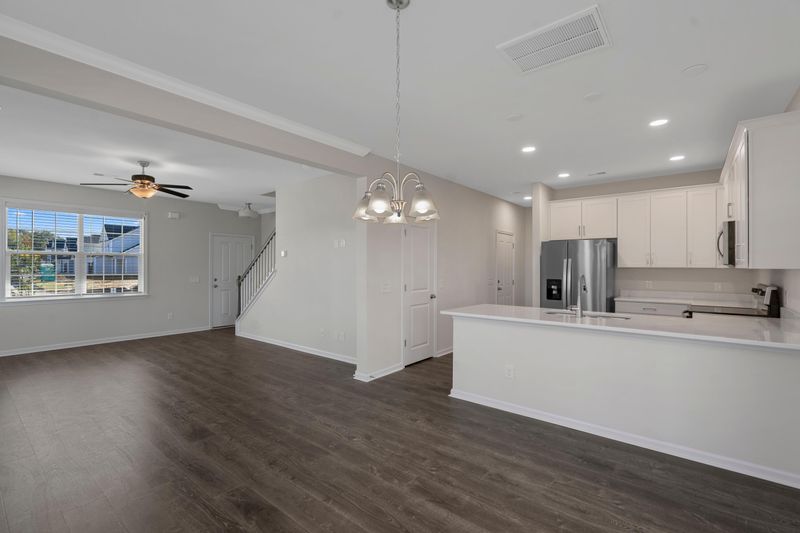 8720 Revival Rd, North Charleston, SC 29420