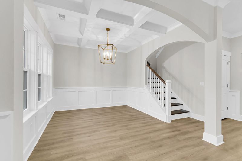 462 Rowley Ln, Summerville, SC 29486