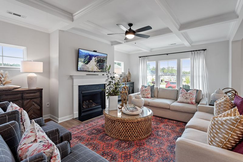 129 Grange Cir, Summerville, SC 29486