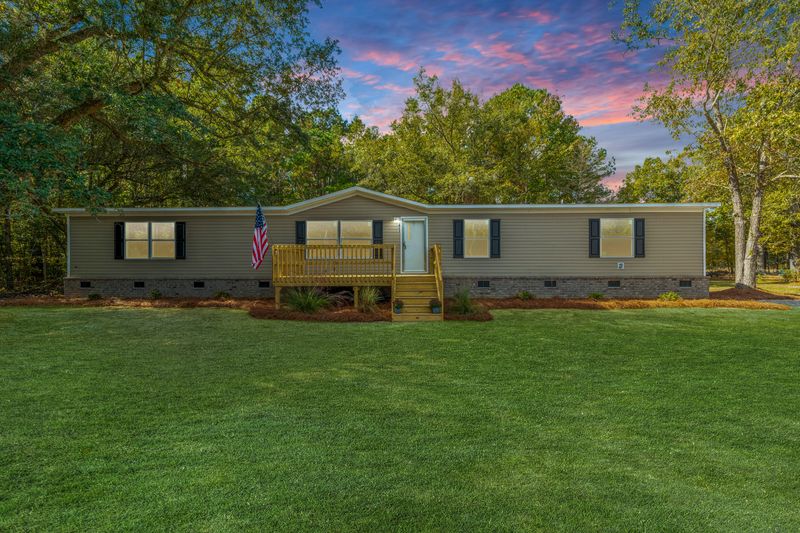 421 Rufus Ln, Moncks Corner, SC 29461