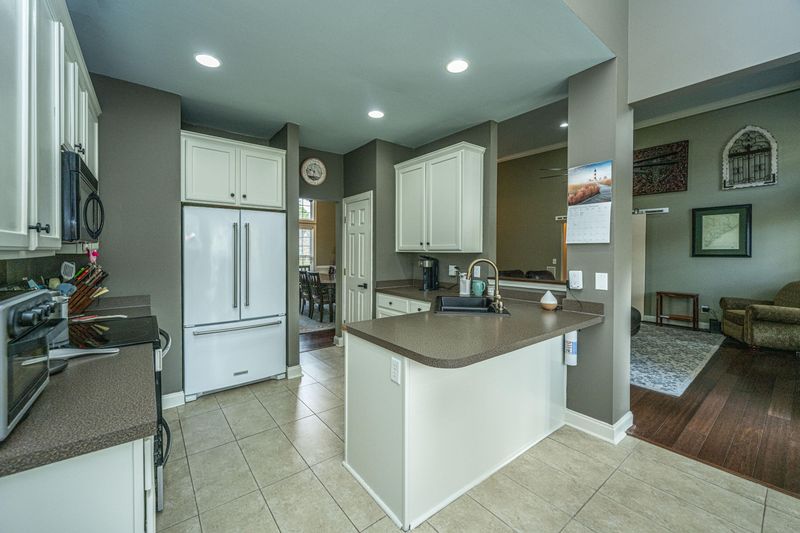 125 Bindon Cir, North Charleston, SC 29418