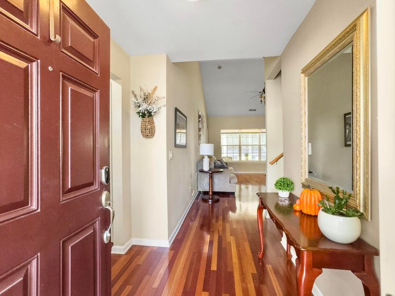 1211 Wando Shores Dr, Charleston, SC 29492