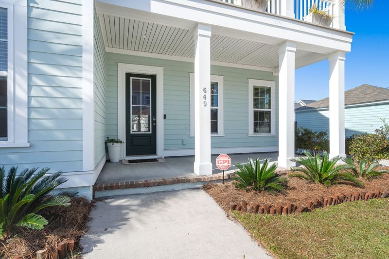 649 Water Lily Trl, Summerville, SC 29485