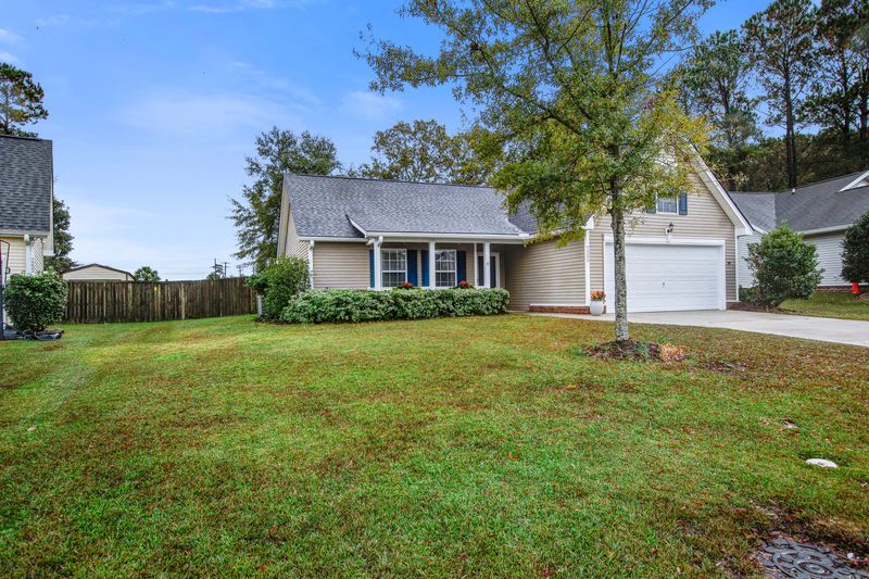 7235 Sweetgrass Blvd, Hanahan, SC 29410