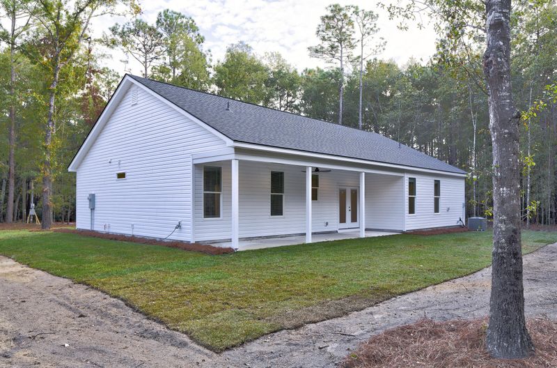 285 W Smith St, Summerville, SC 29485