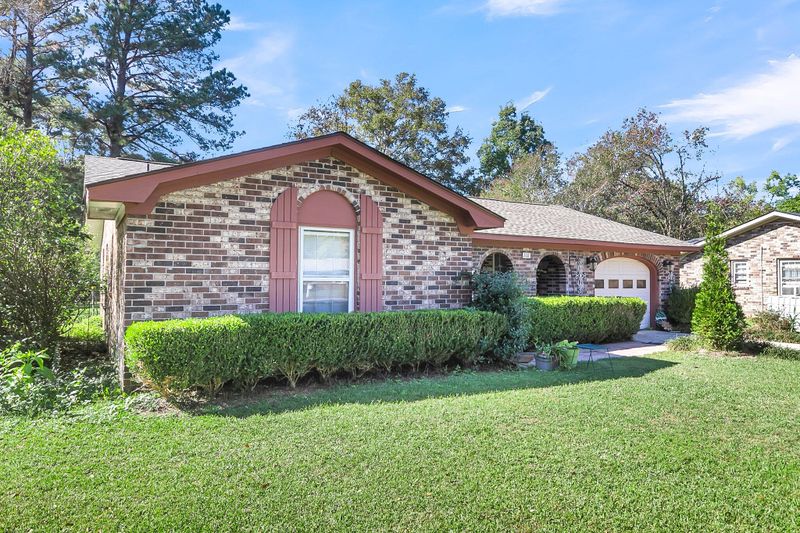 108 Berkshire Ct, Goose Creek, SC 29445
