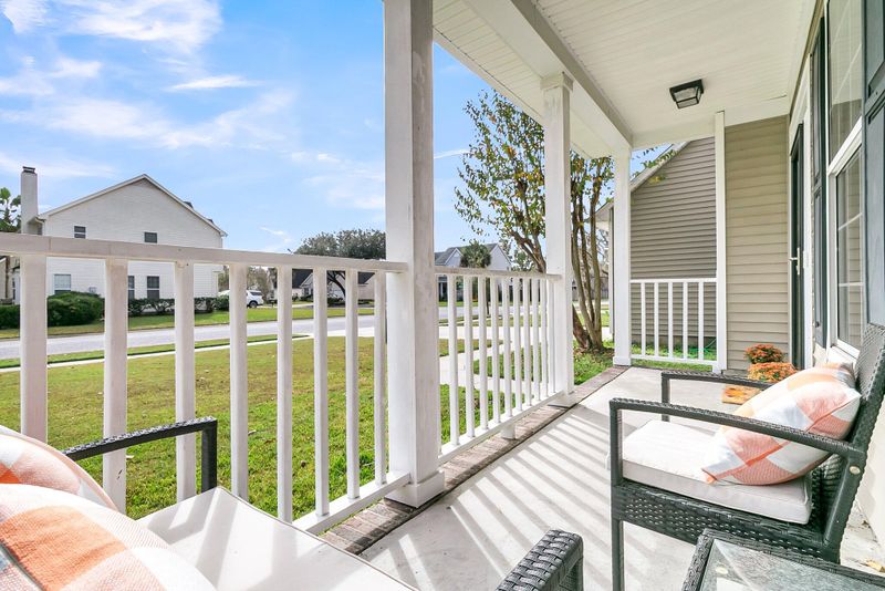 3368 Forest Glen Dr, Charleston, SC 29414