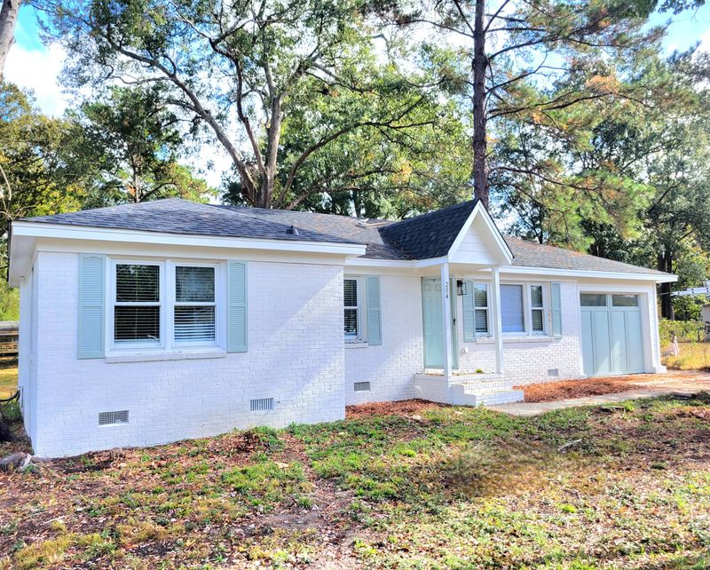 204 Blossom St, Goose Creek, SC 29445