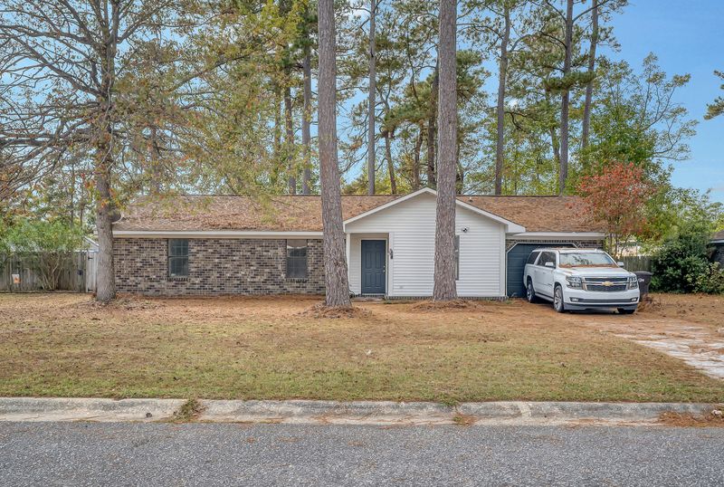 304 Swamp Fox Ln, Goose Creek, SC 29445